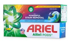 Ariel kapsule 38ks All in 1 Color